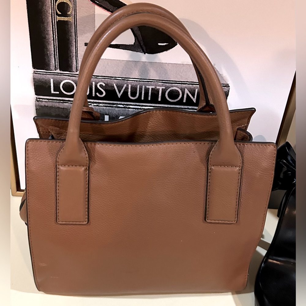 Michael Kors Tan Leather Tote Bag - Picture 4 of 11